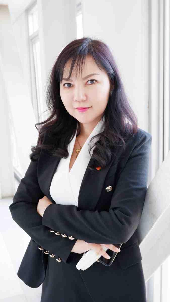 นางสาวณิชชาภัทร กาญจนอุดมการ